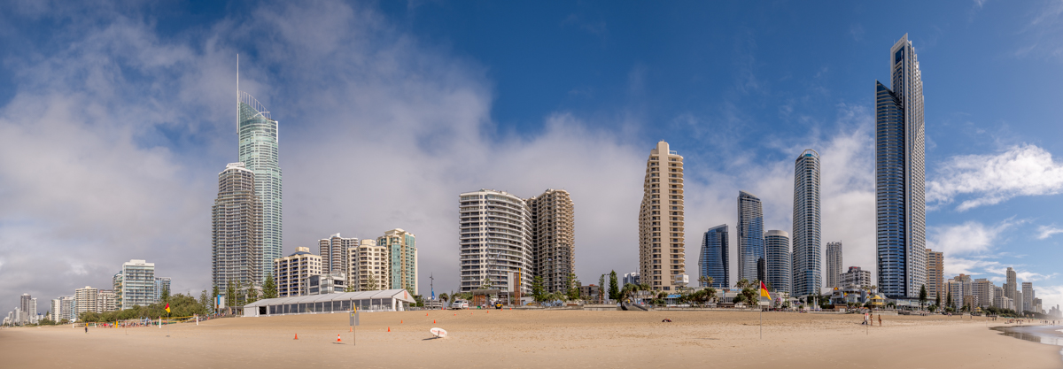 Surfers Paradise, QLD - Aussie Towns