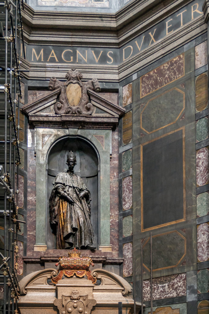 Brone sculpture of Cosimo II, Florence Must Visit - The Medici Chapel